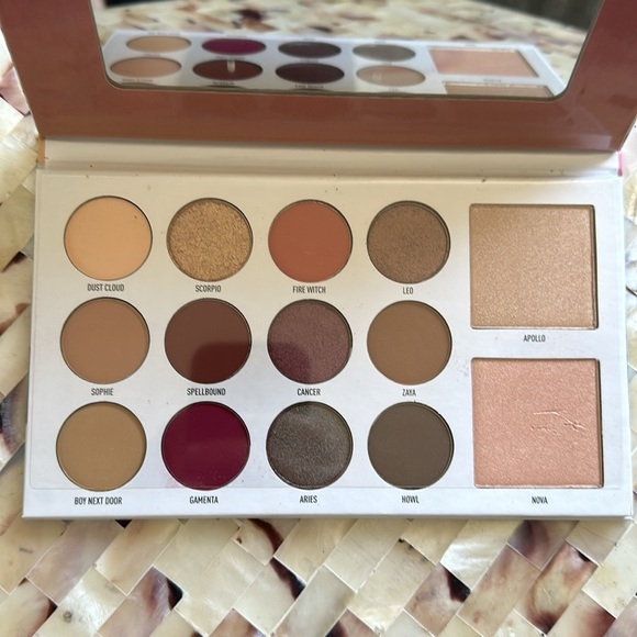 Morphe x Manny MUA Glam Eye Shadow Palette - Picture 3 of 6